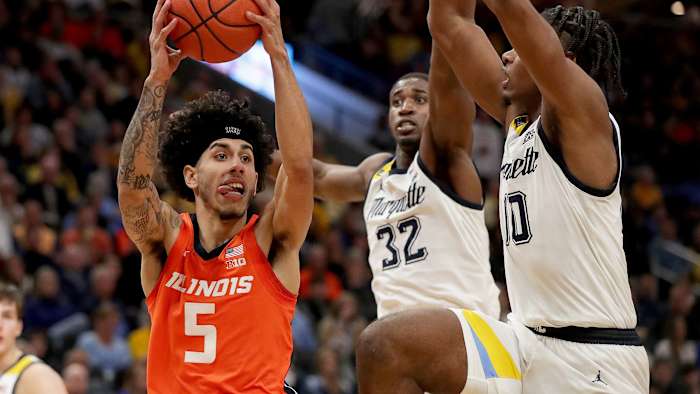 Illinois guard Andrew Curbelo